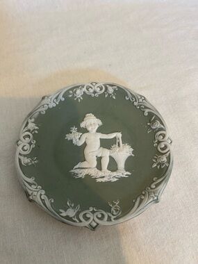 Green Jasperware plate with Classical Cherub Relief